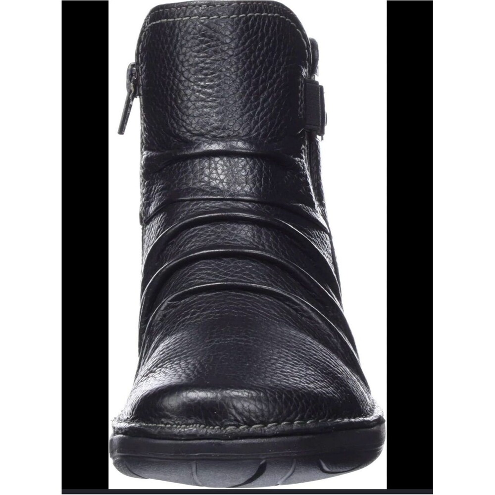 Clarks Unstructured Black Leather Ankle Boot Woman's 11